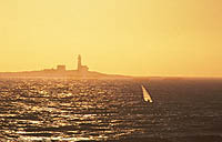 Surfer ved Feistein fyr, Bore